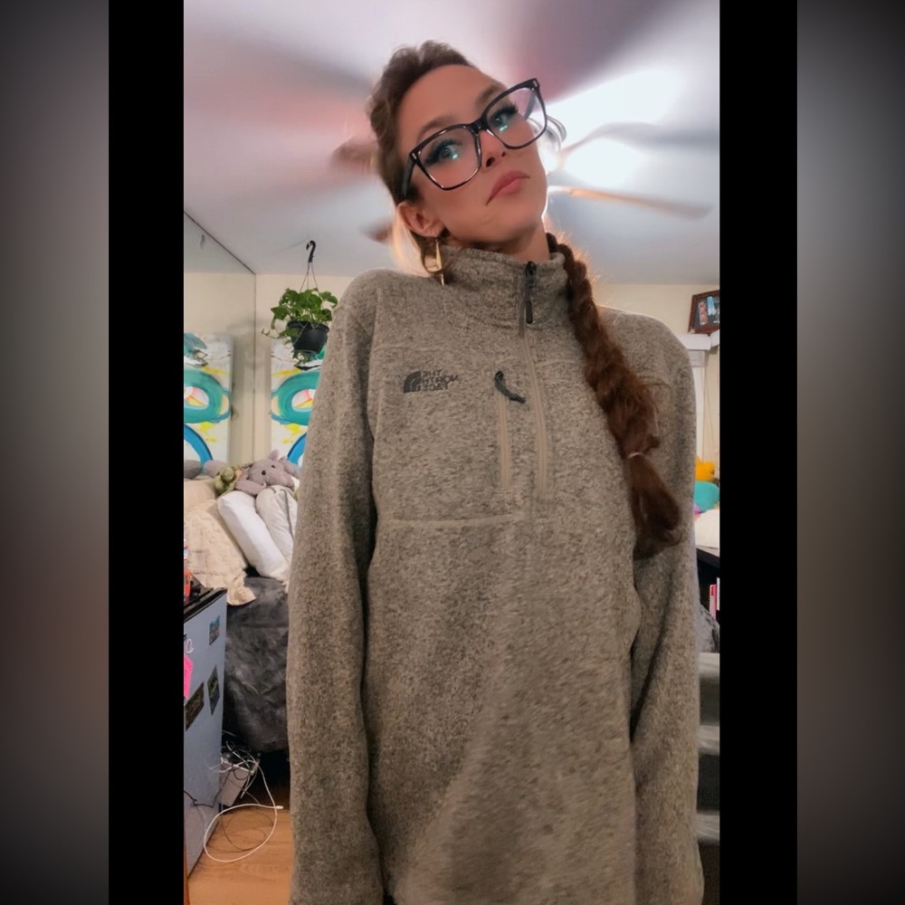 The North Face Tan Fleece Pullover - Picture 11 of 17